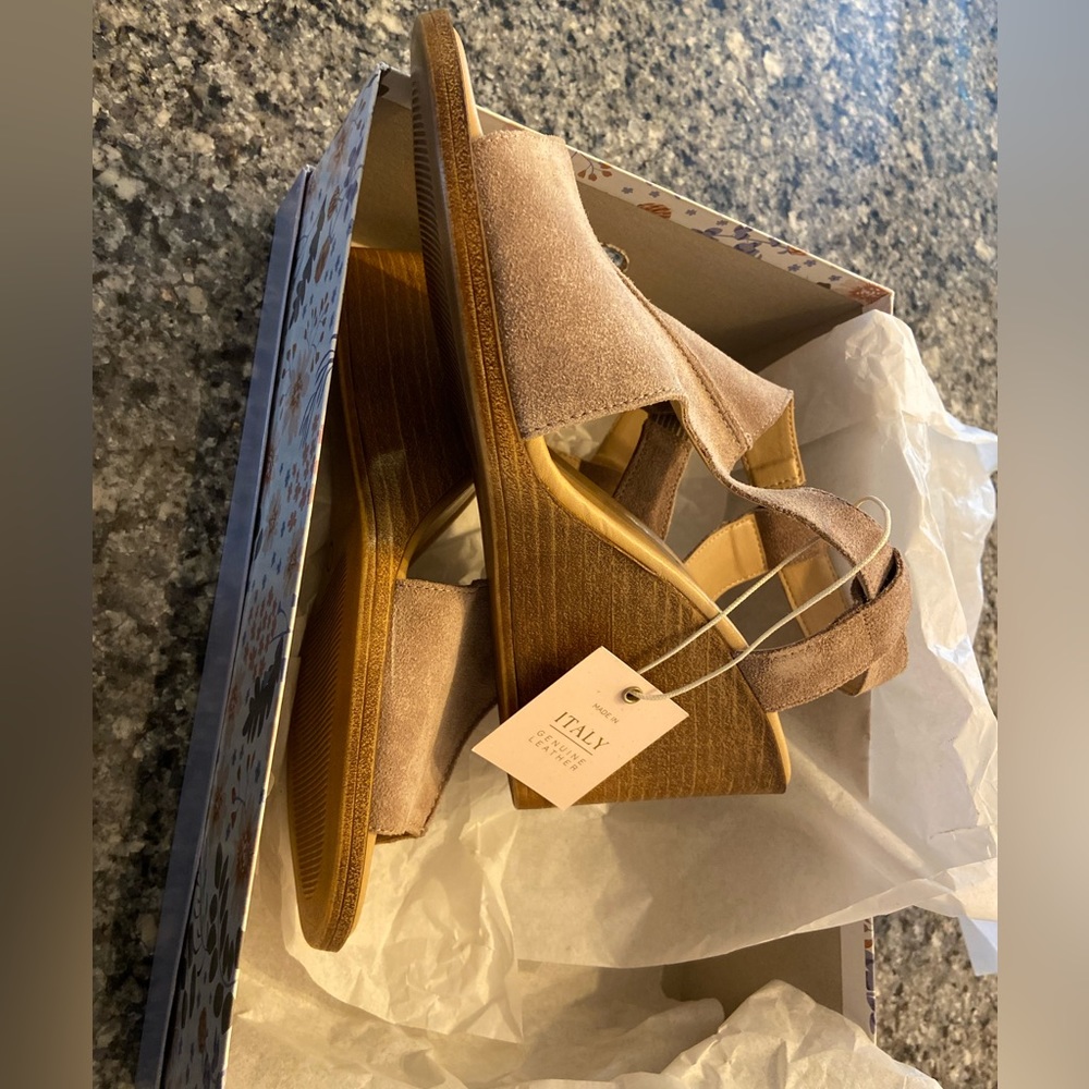Sophia Milano wedge heels